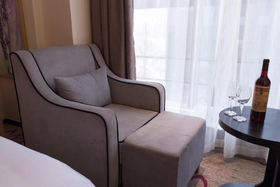 Lavande Hotel Luzhou Jiale Century City Eksteriør billede